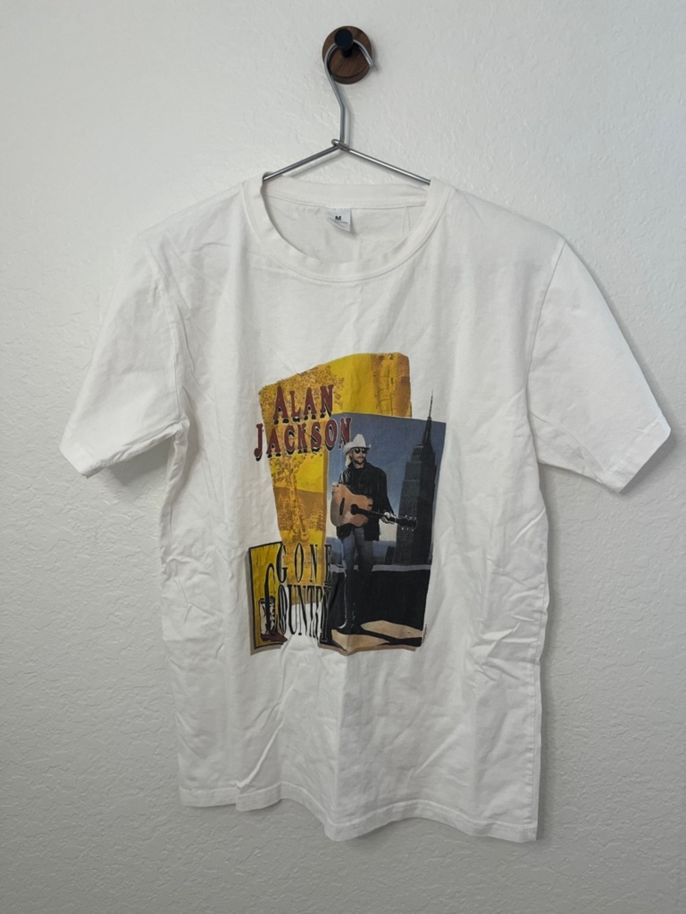 Amazon White Alan Jackson Graphic Tee with Yellow & Black Accents